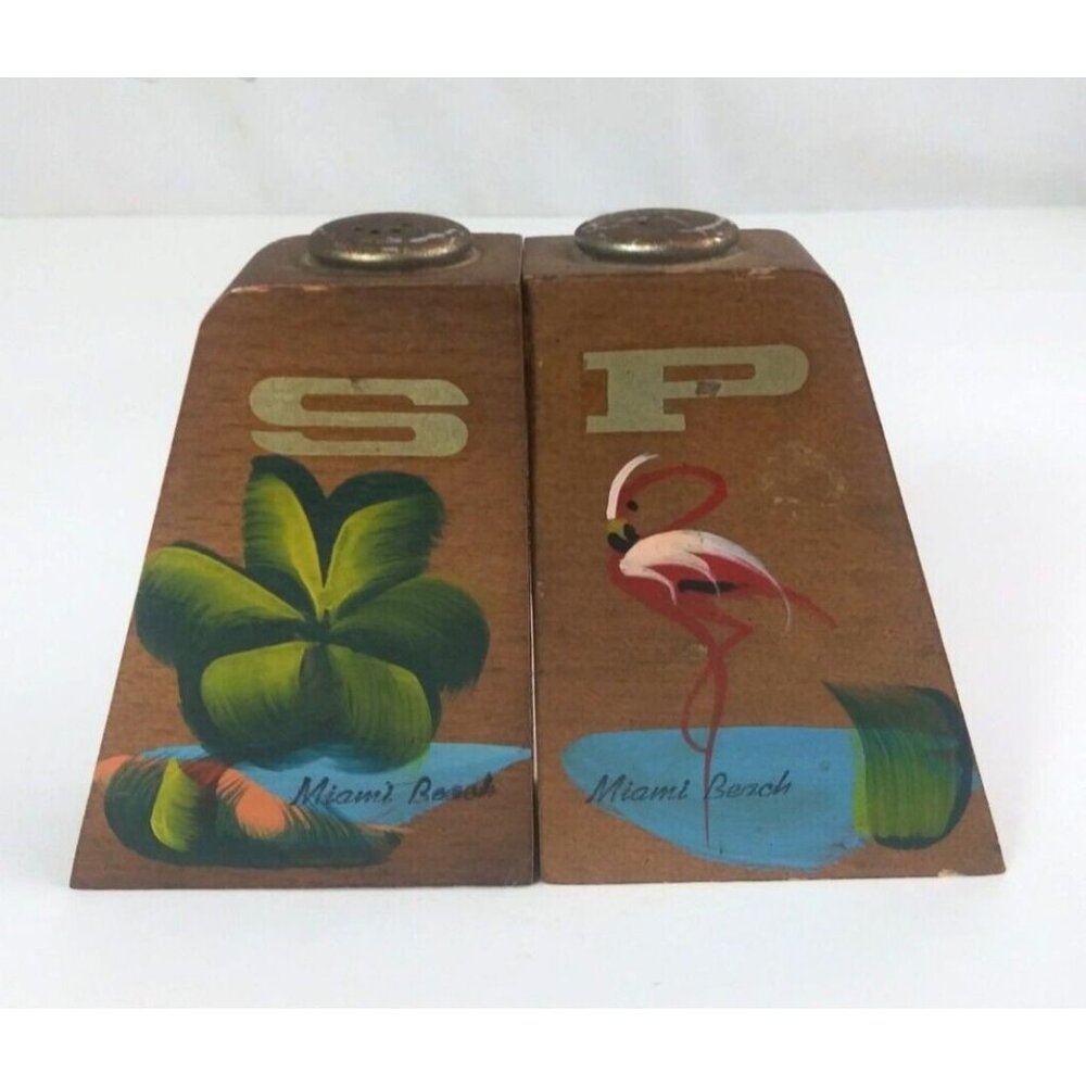 Vtg Kenmar Miami Beach FL Palm Tree Flamingo Wooden 3.5" Salt & Pepper Shakers